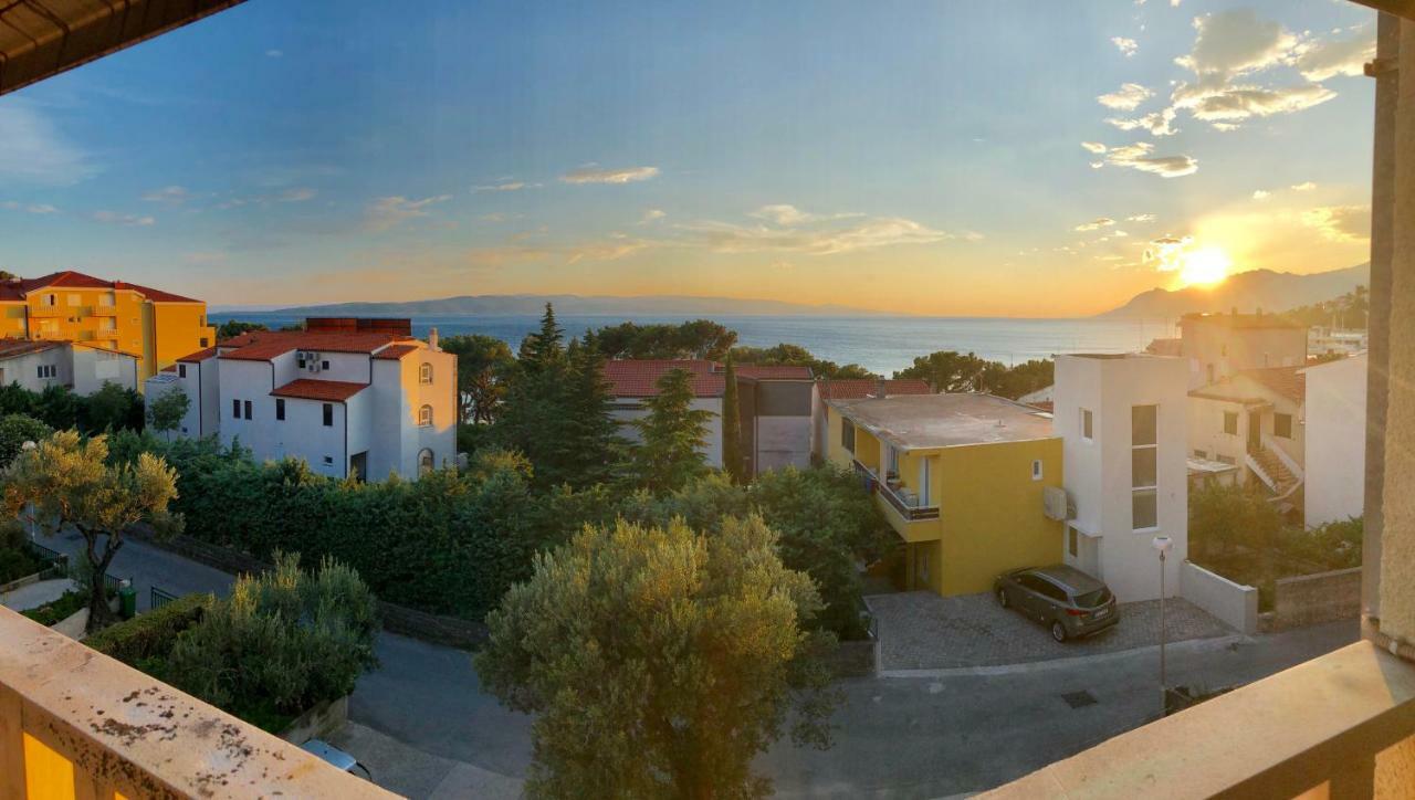 Sea View Family Apartment Baška Voda Buitenkant foto