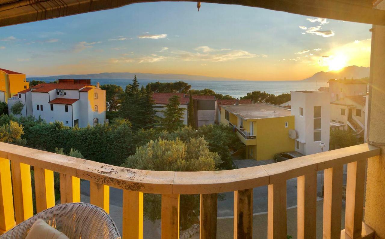 Sea View Family Apartment Baška Voda Buitenkant foto